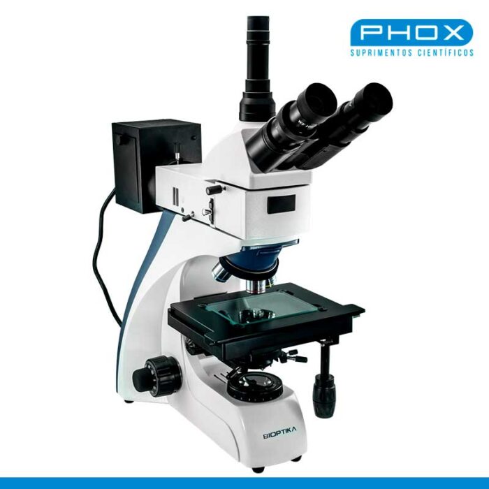 B100 - Microscópio Metalográfico com Óptica Corrigida ao Infinito - FRENTE DIREITA